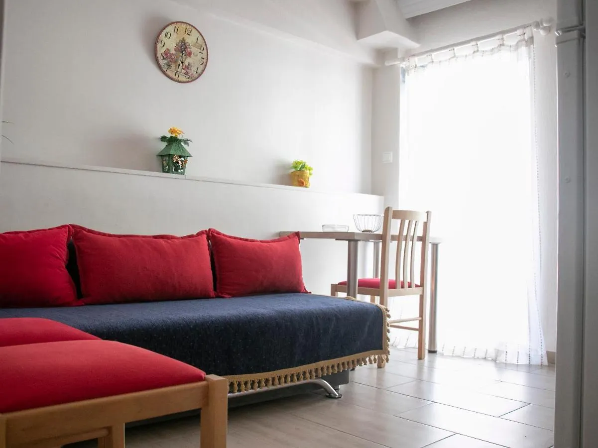 Maria Apartments Paralia Dionysiou