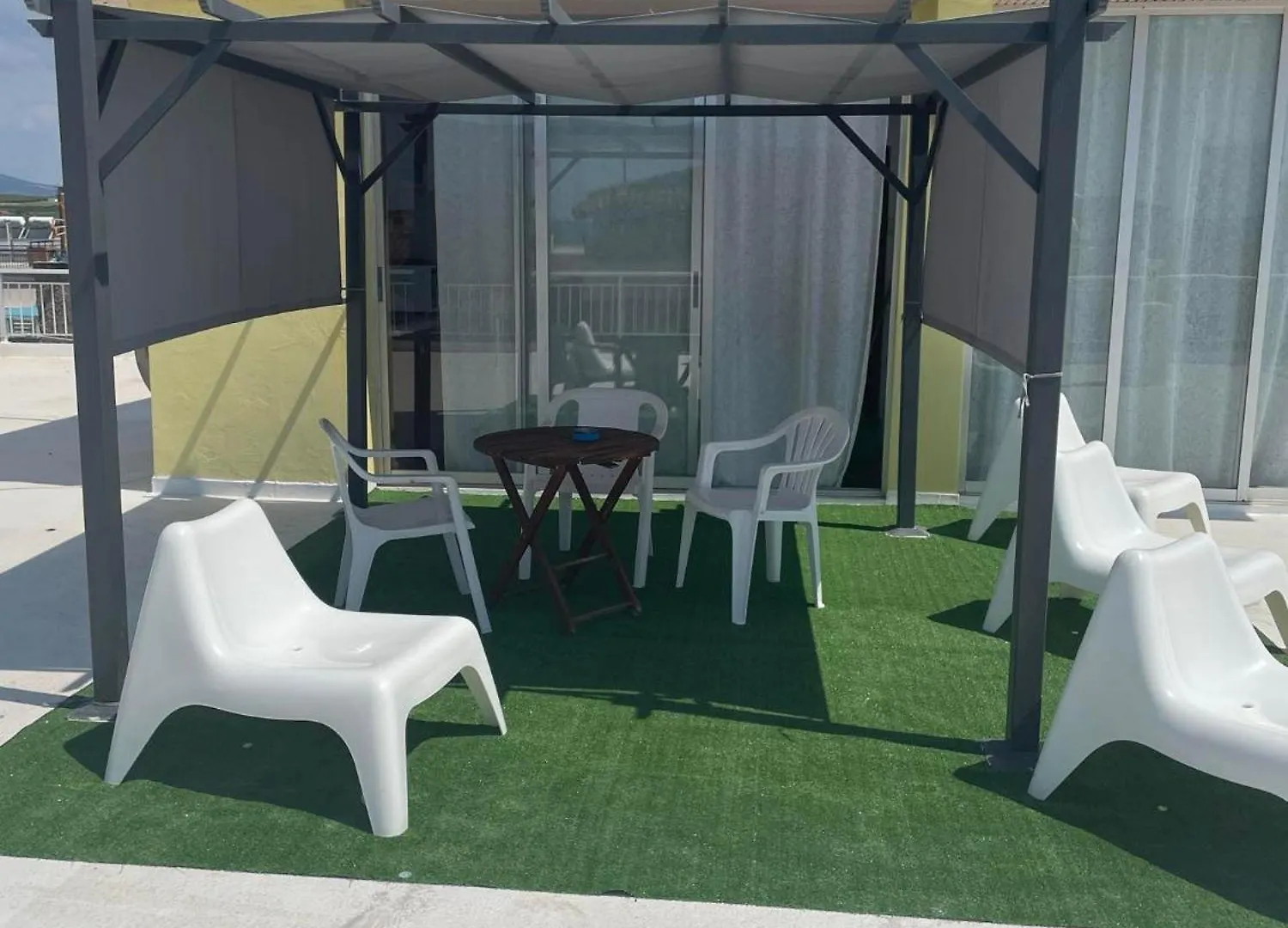 Maria Apartments Paralia Dionysiou